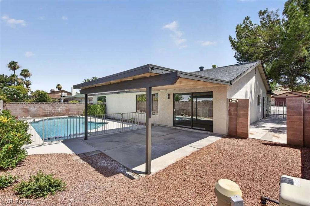 2216 Marlboro, Henderson, NV 89014