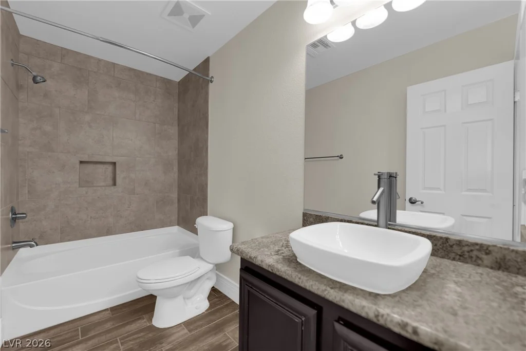 646 Monument Point, Henderson, NV 89002
