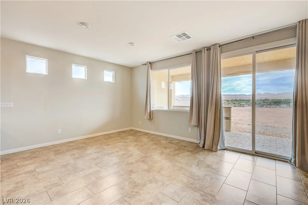 3885 River Heights, Logandale, NV 89021