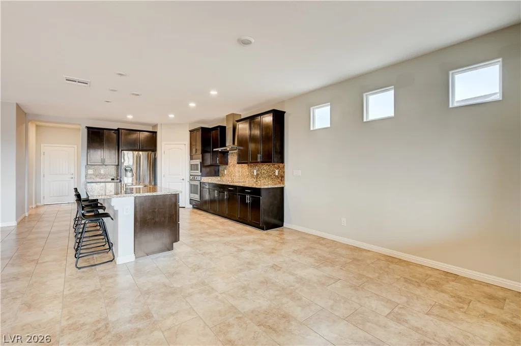3885 River Heights, Logandale, NV 89021