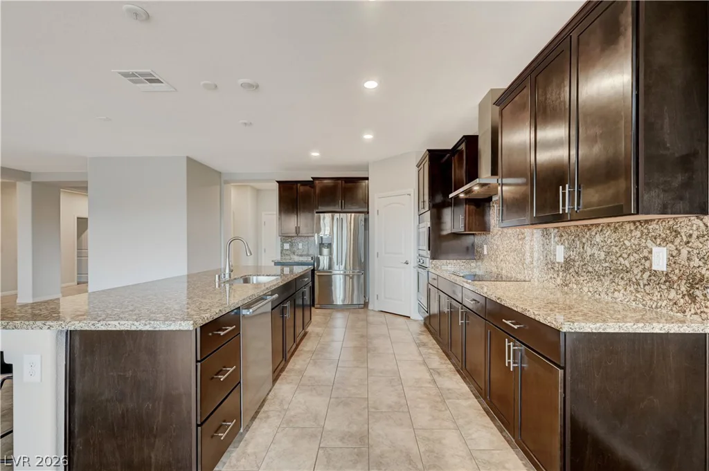 3885 River Heights, Logandale, NV 89021