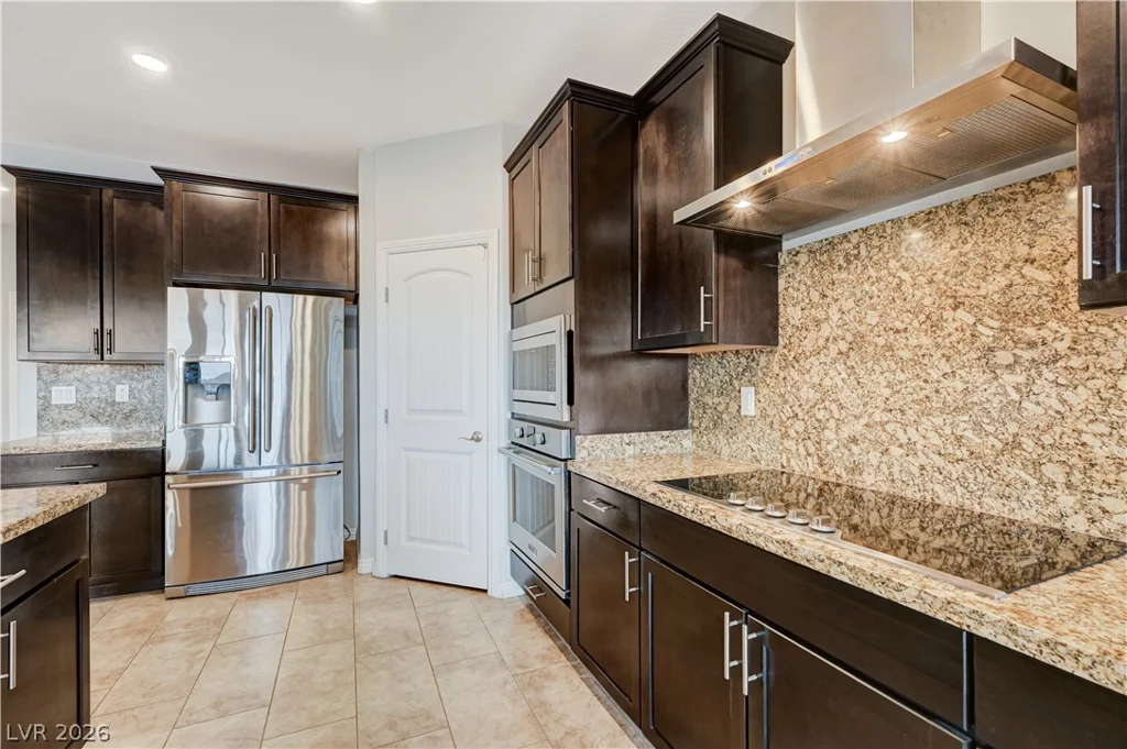 3885 River Heights, Logandale, NV 89021