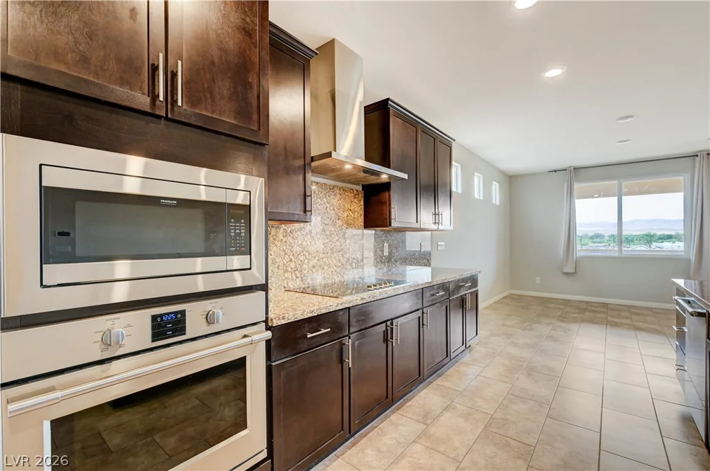 3885 River Heights, Logandale, NV 89021