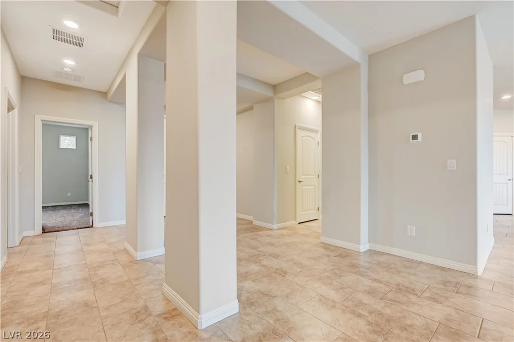 3885 River Heights, Logandale, NV 89021