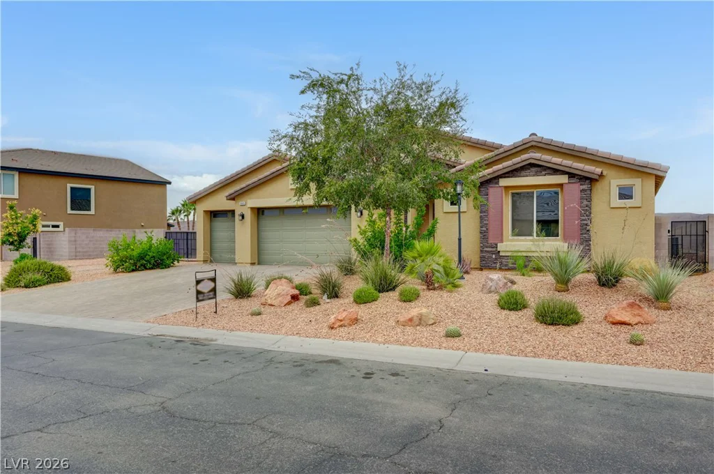 3885 River Heights, Logandale, NV 89021