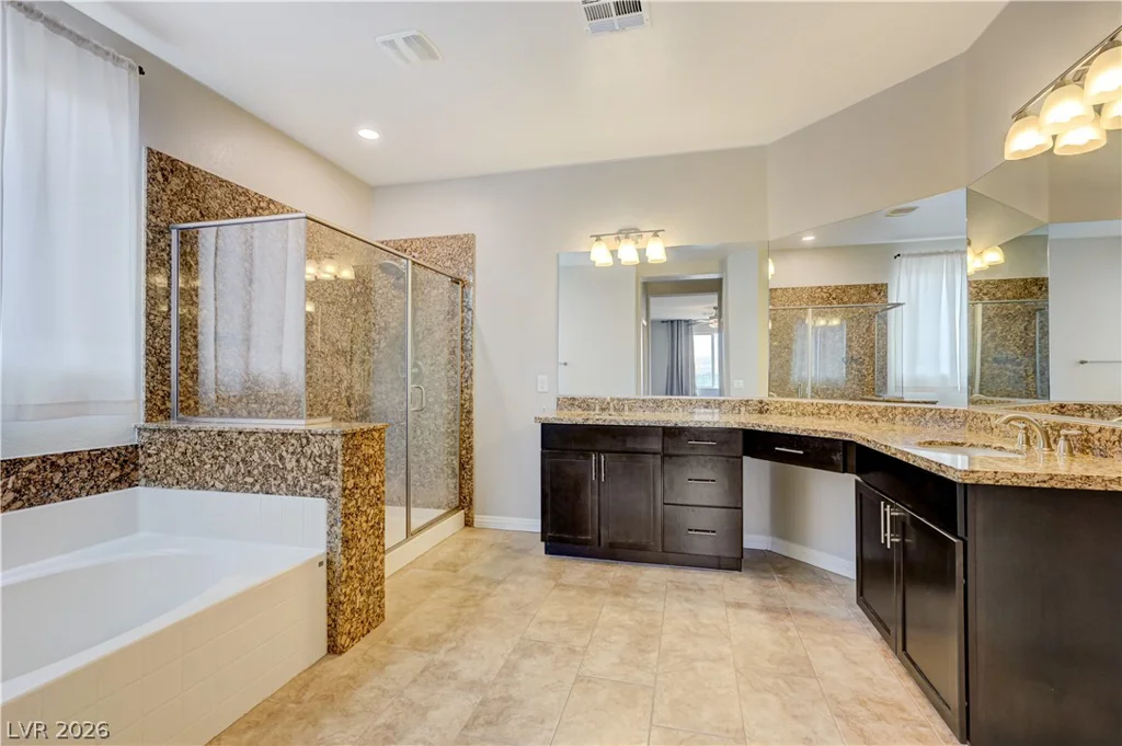 3885 River Heights, Logandale, NV 89021