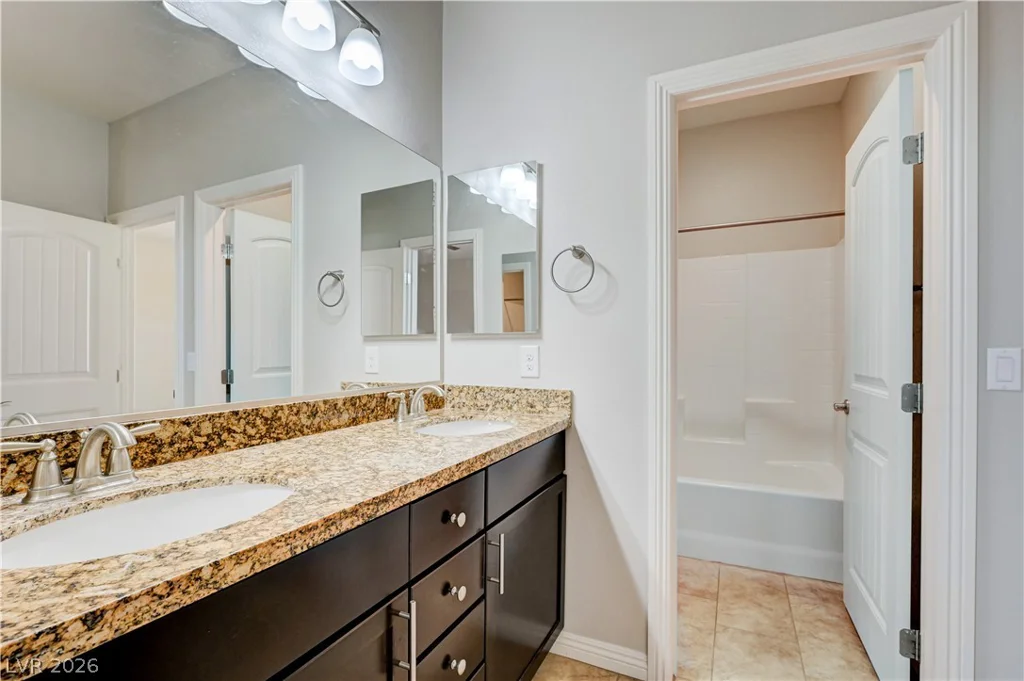 3885 River Heights, Logandale, NV 89021