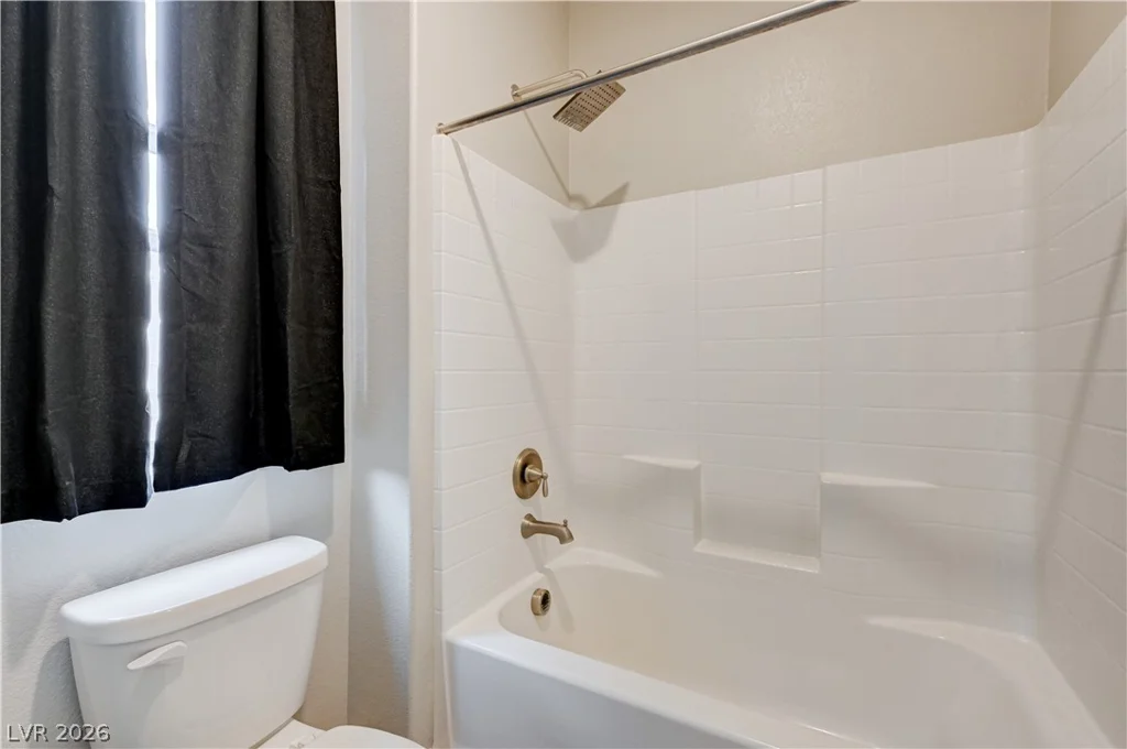 3885 River Heights, Logandale, NV 89021