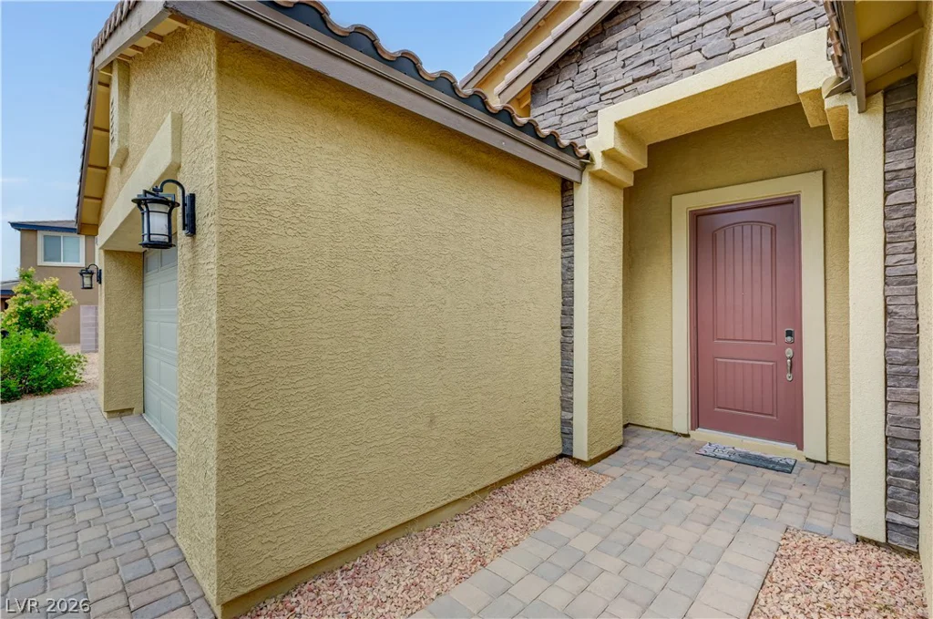 3885 River Heights, Logandale, NV 89021