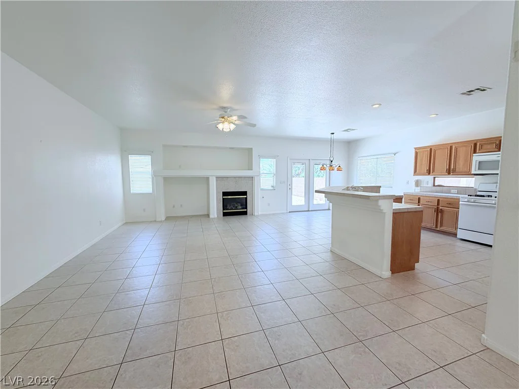 8096 Marin Pointe, Las Vegas, NV 89131