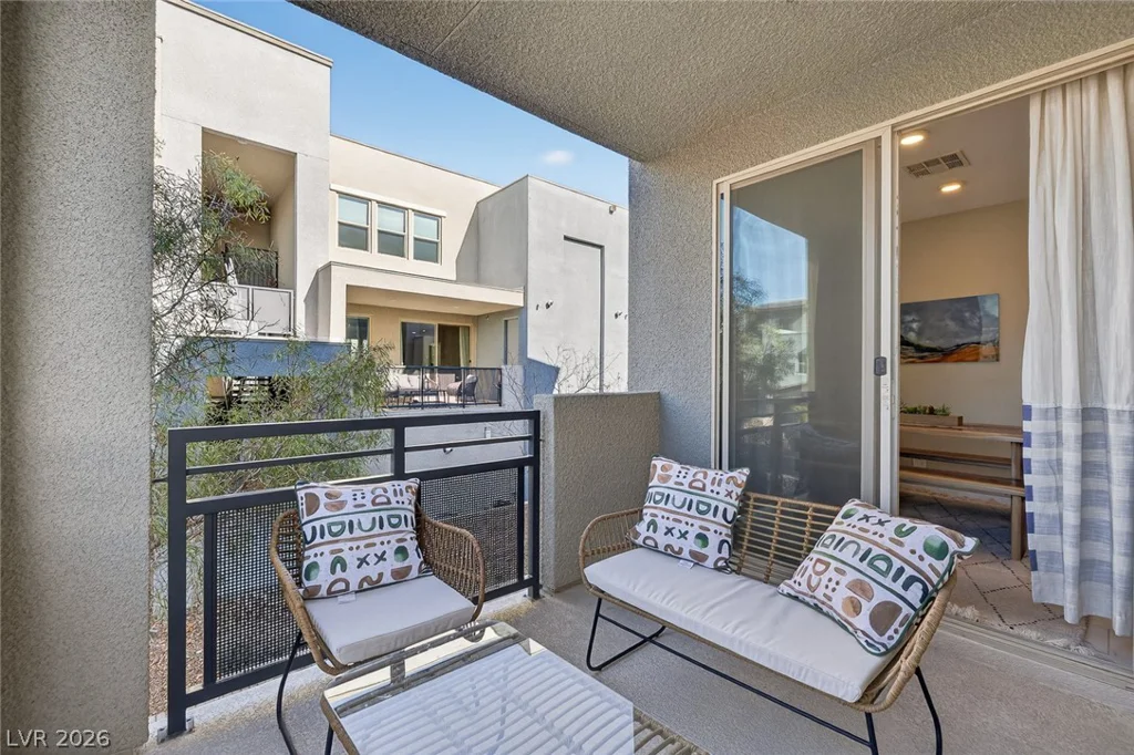 11256 Rainbow Peak, Las Vegas, NV 89135