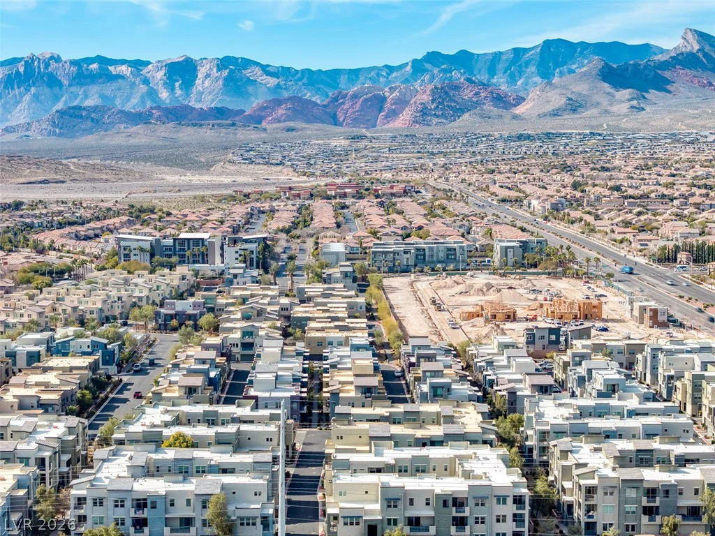 11256 Rainbow Peak, Las Vegas, NV 89135