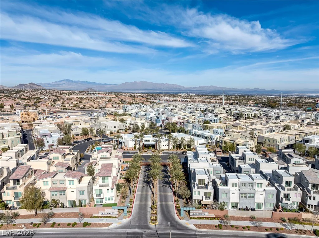 11256 Rainbow Peak, Las Vegas, NV 89135