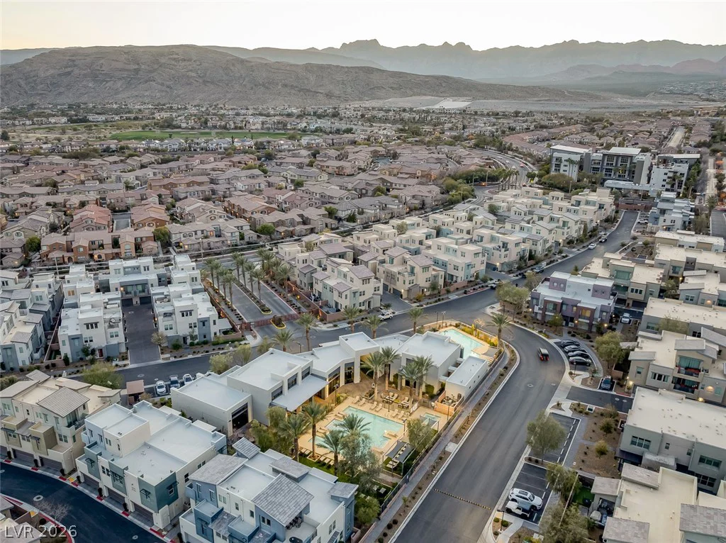 11256 Rainbow Peak, Las Vegas, NV 89135