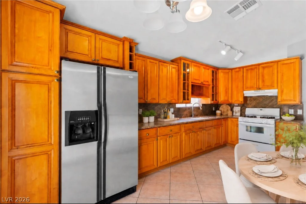 4058 Lucas, Las Vegas, NV 89120