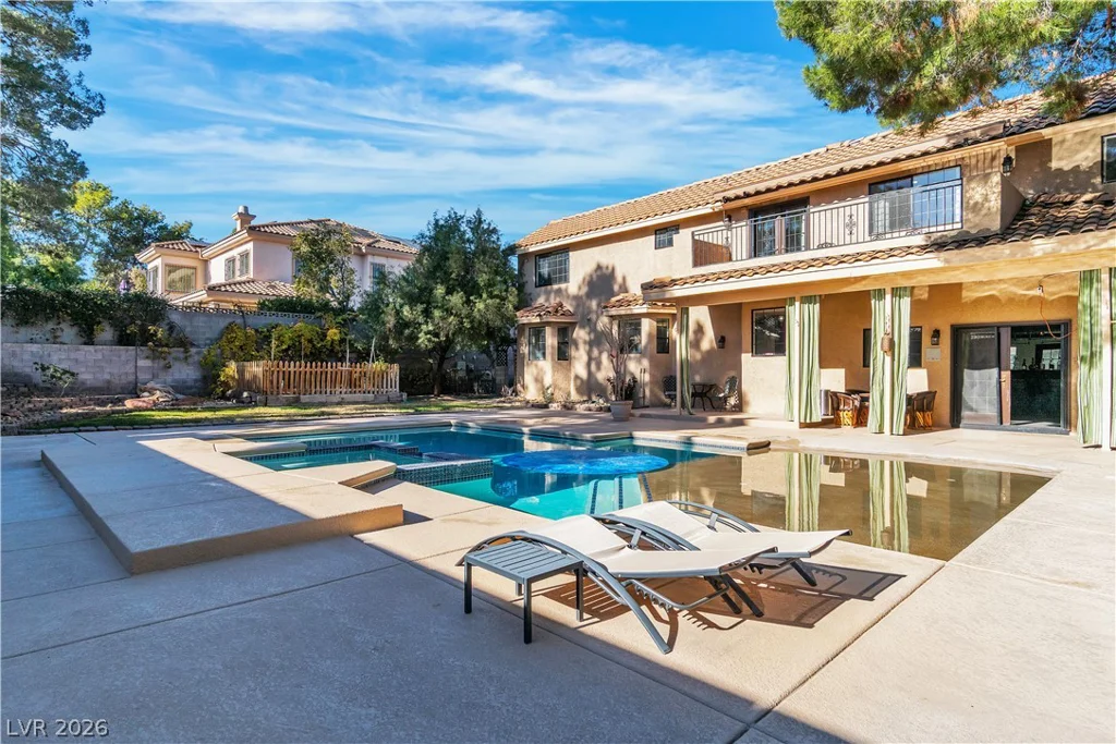 933 Konga, Las Vegas, NV 89123