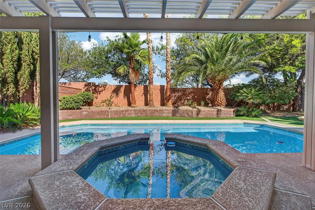 113 Buteo Woods, Las Vegas, NV 89144
