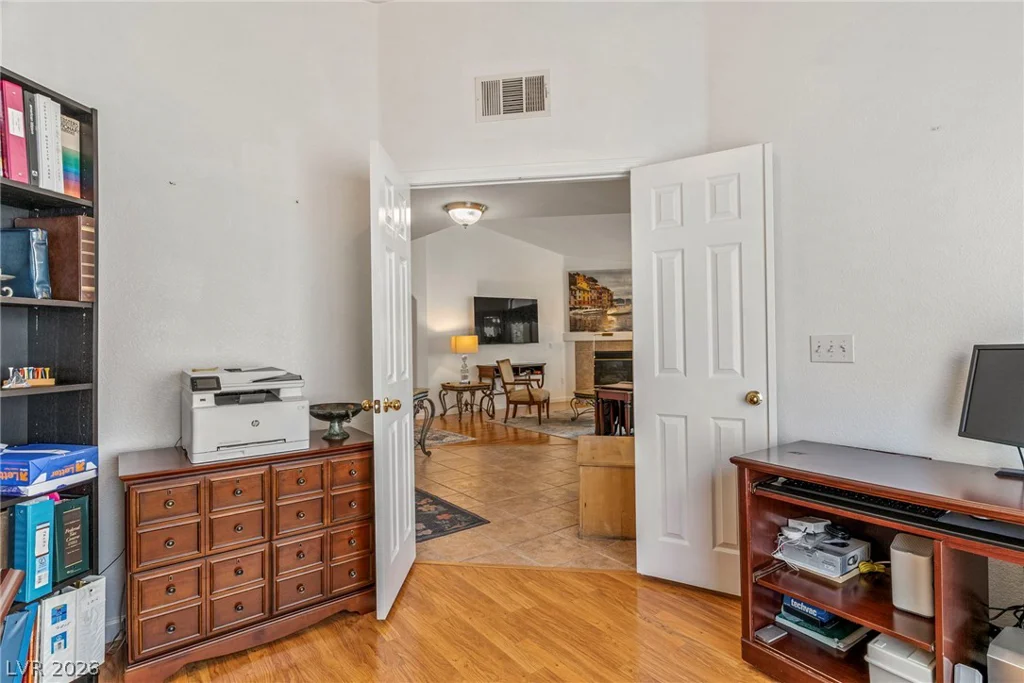 4920 Black Bear, Las Vegas, NV 89149