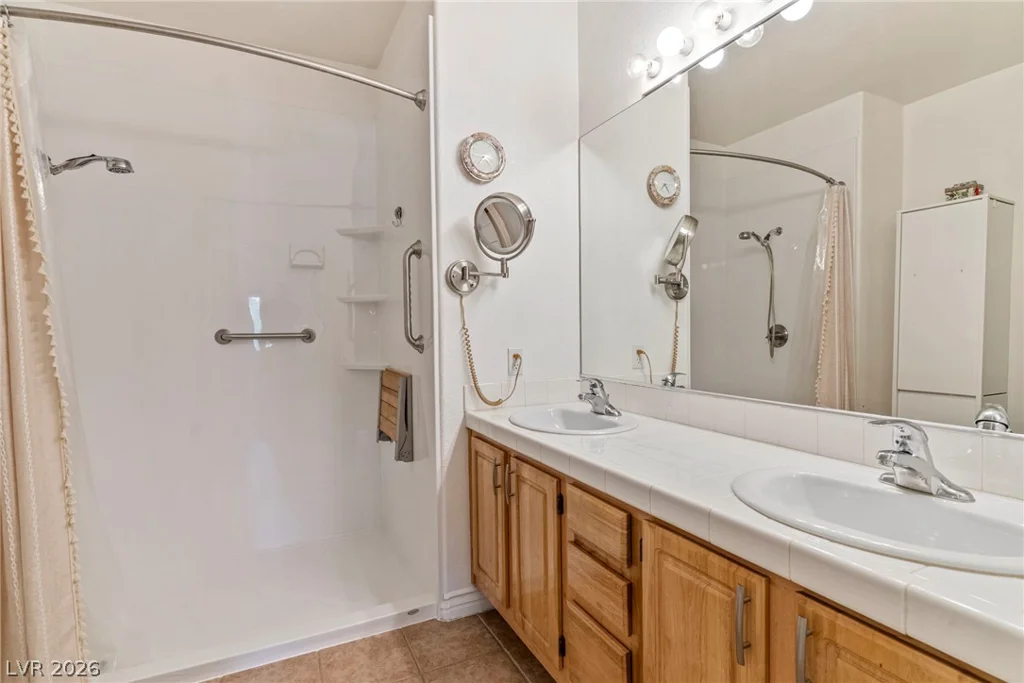 4920 Black Bear, Las Vegas, NV 89149