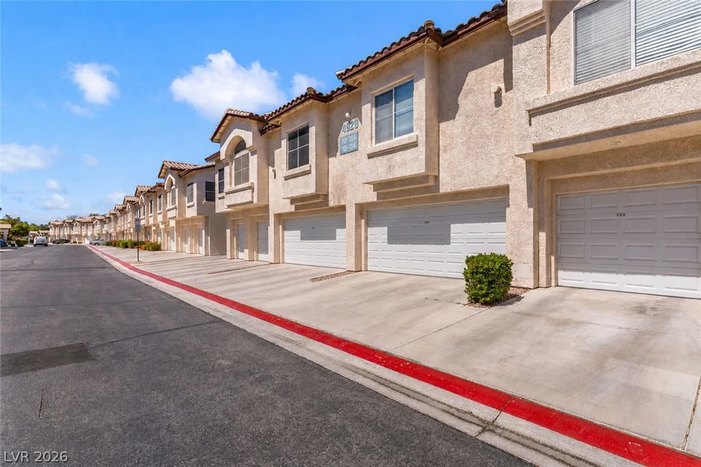 4920 Black Bear, Las Vegas, NV 89149