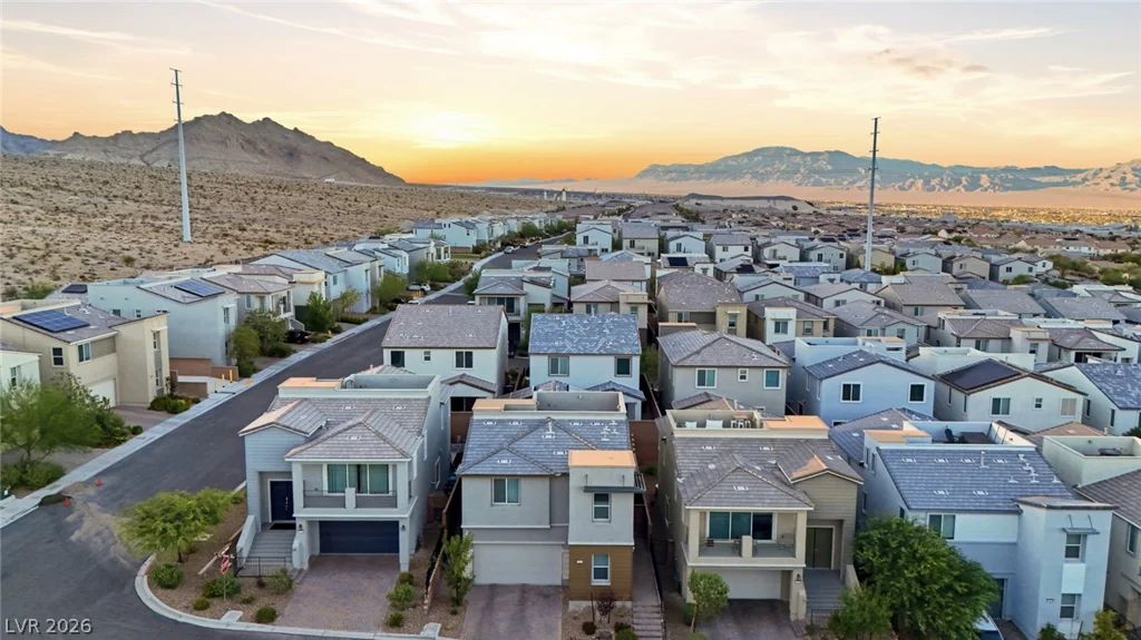 10824 Space Odyssey, Las Vegas, NV 89129
