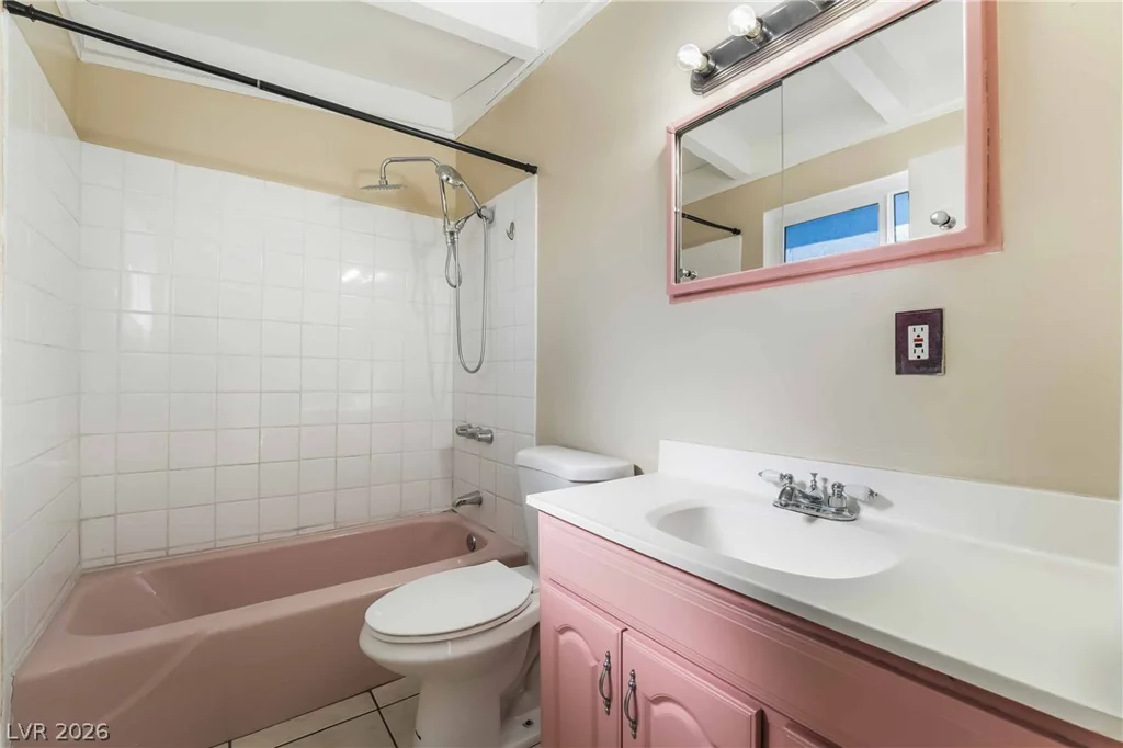 867 Lulu, Las Vegas, NV 89119