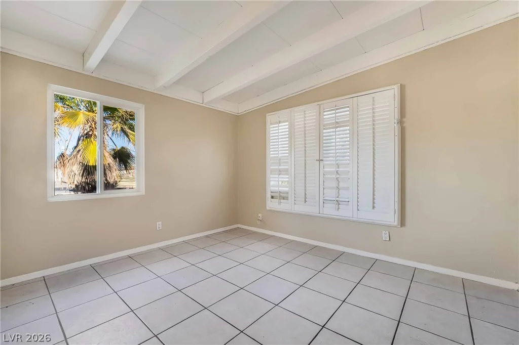 867 Lulu, Las Vegas, NV 89119