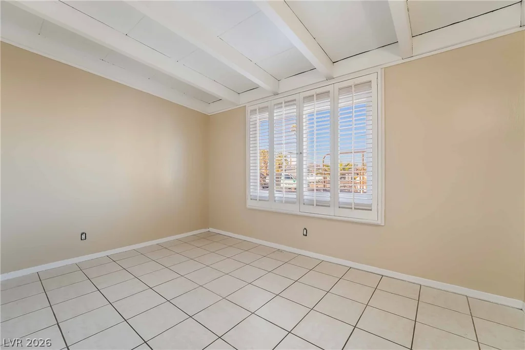 867 Lulu, Las Vegas, NV 89119