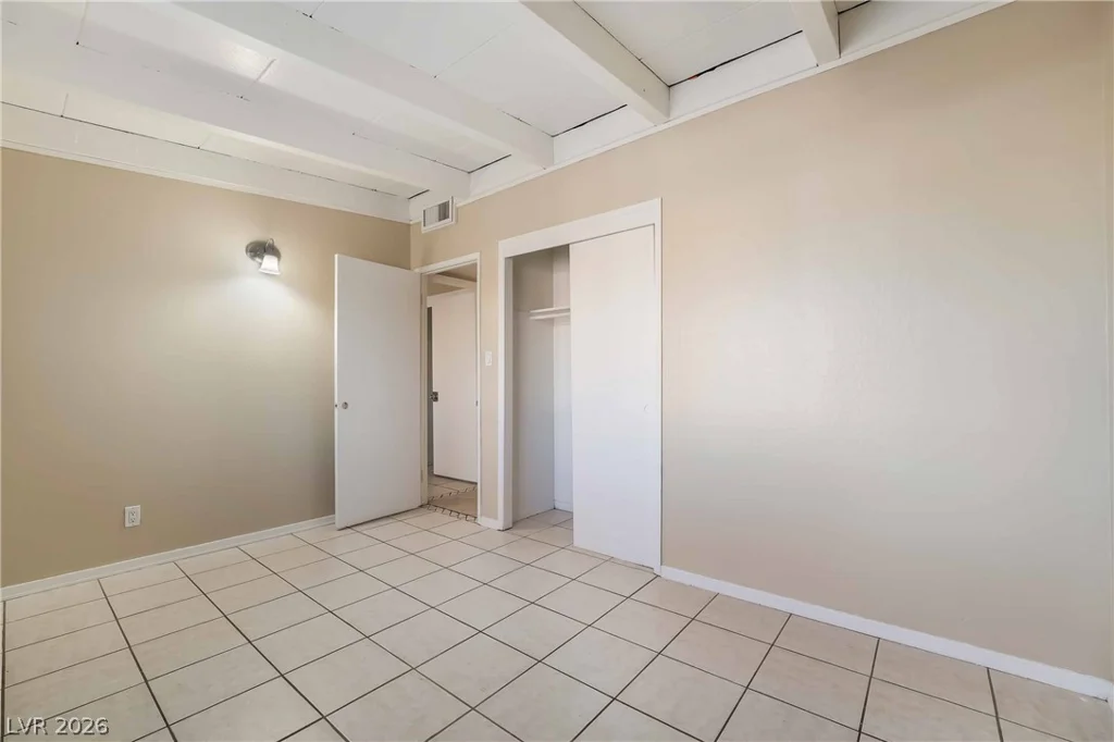 867 Lulu, Las Vegas, NV 89119