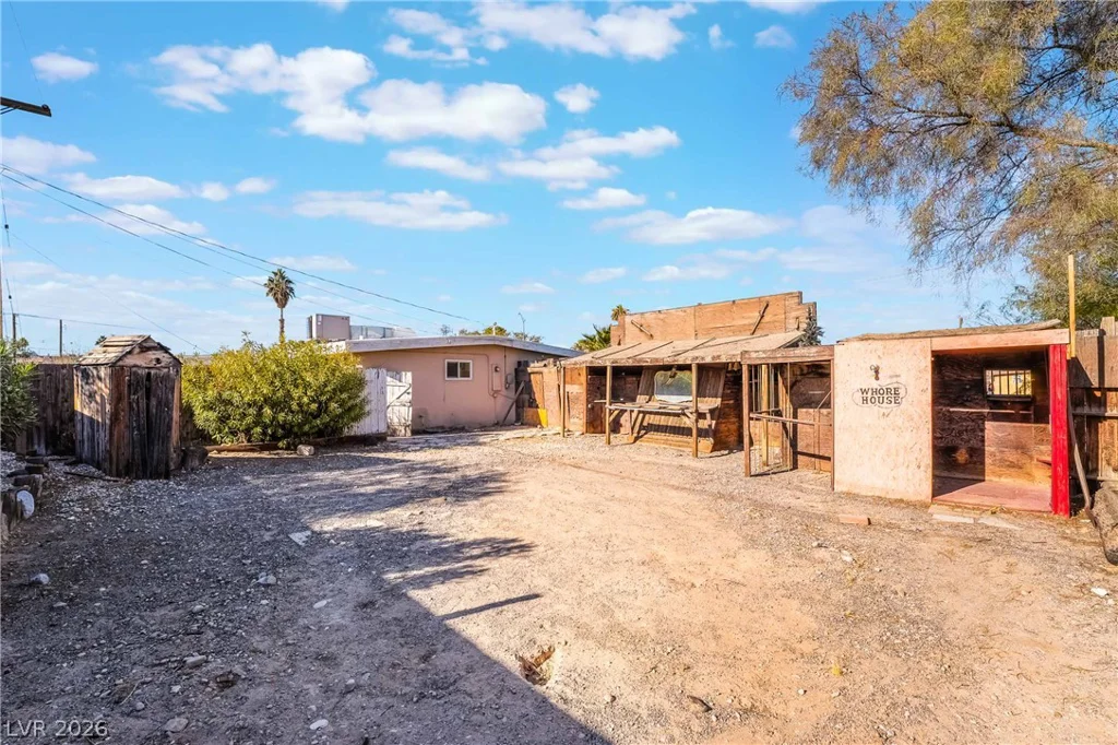 867 Lulu, Las Vegas, NV 89119