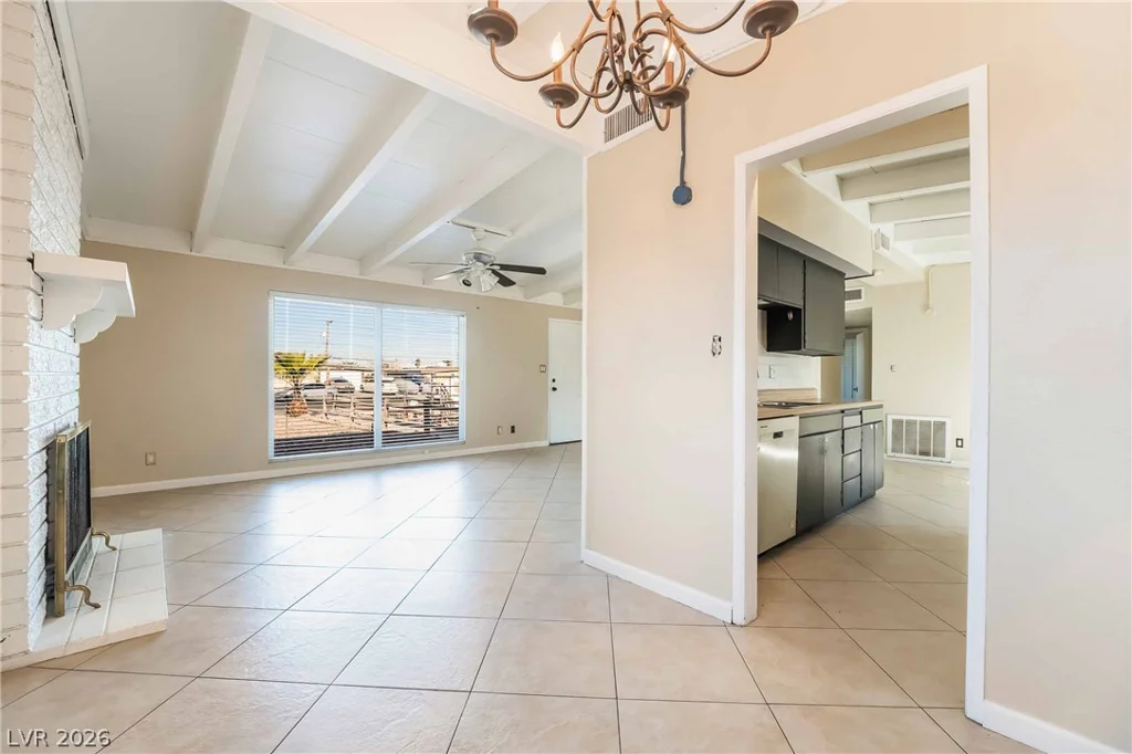867 Lulu, Las Vegas, NV 89119