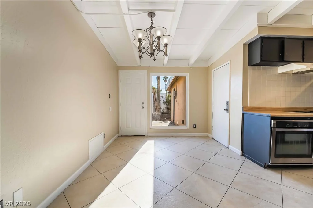 867 Lulu, Las Vegas, NV 89119