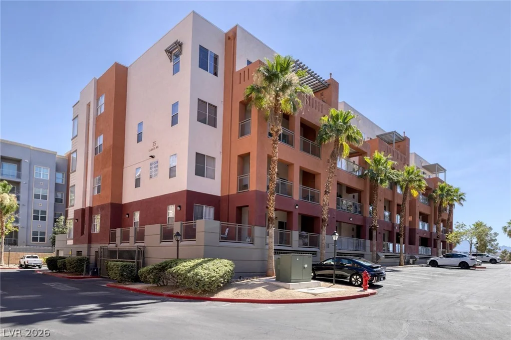 35 Agate, Las Vegas, NV 89123