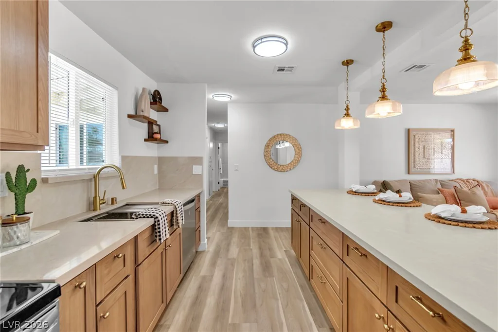 1200 Palm, Las Vegas, NV 89106