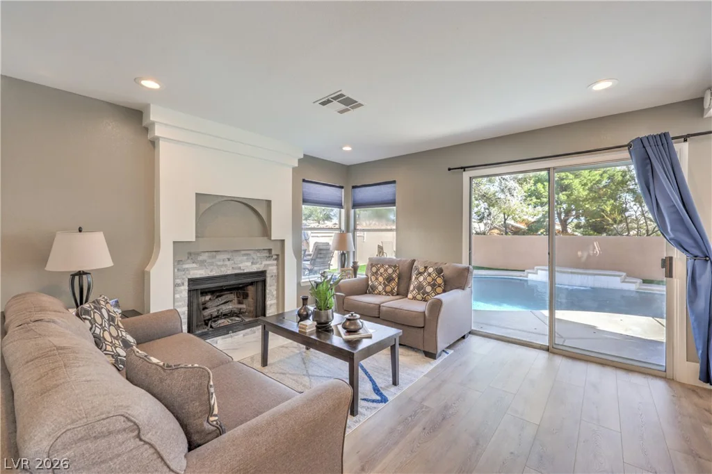 8352 SHORE BREEZE, Las Vegas, NV 89128