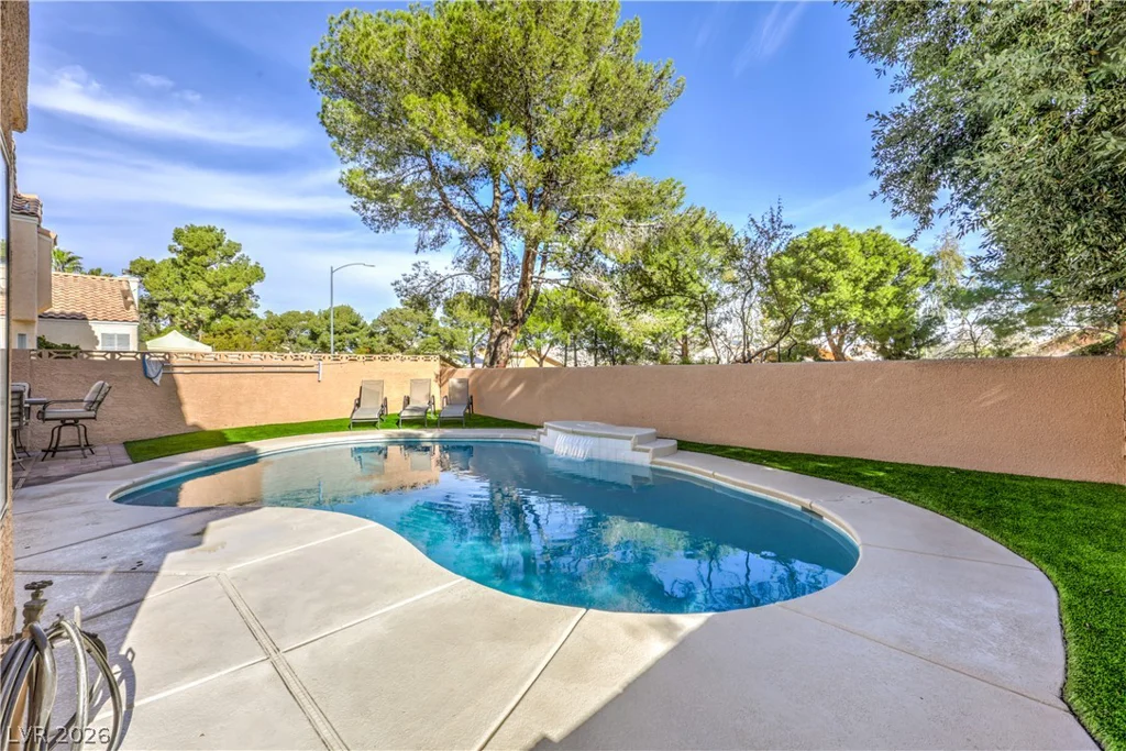 8352 SHORE BREEZE, Las Vegas, NV 89128