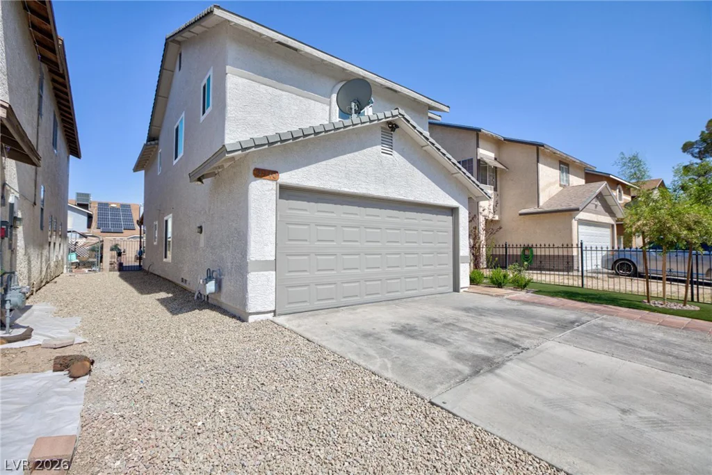 3940 Gulliver, Las Vegas, NV 89115