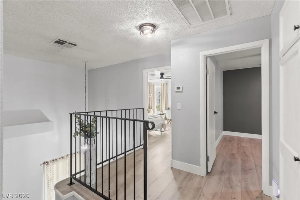 3940 Gulliver, Las Vegas, NV 89115