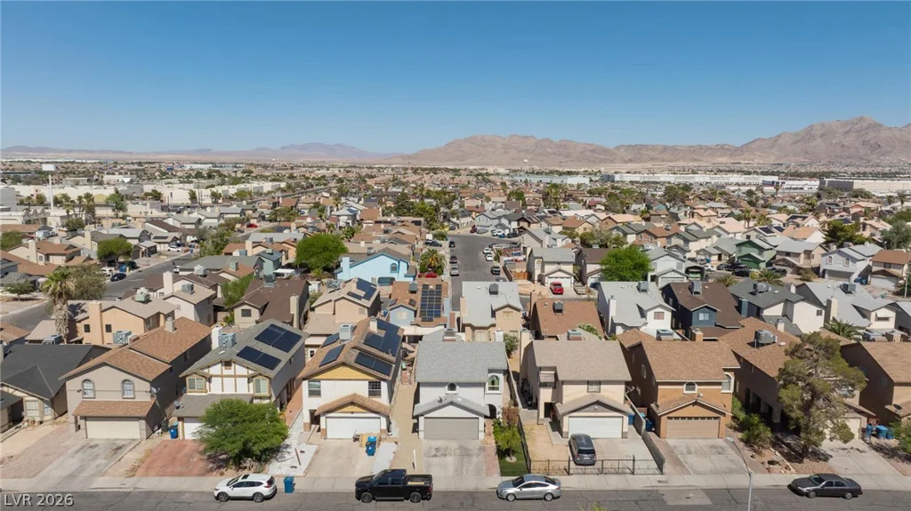 3940 Gulliver, Las Vegas, NV 89115