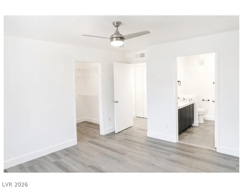 7900 Foxwood, Las Vegas, NV 89145