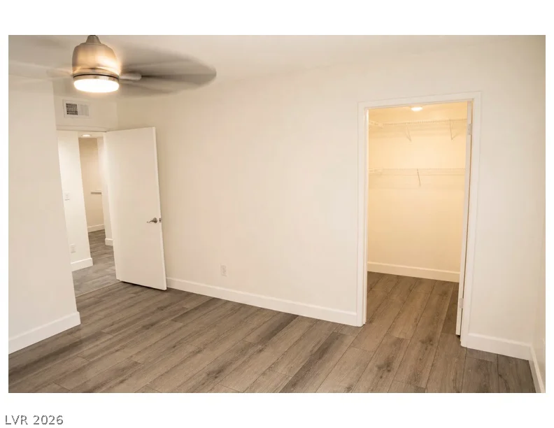 7900 Foxwood, Las Vegas, NV 89145