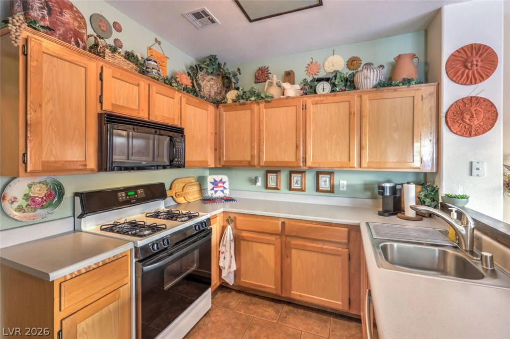 6437 Sundown Heights, Las Vegas, NV 89130