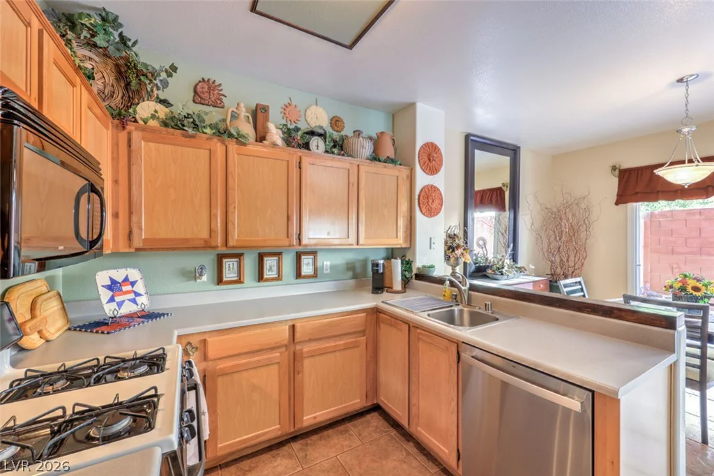 6437 Sundown Heights, Las Vegas, NV 89130