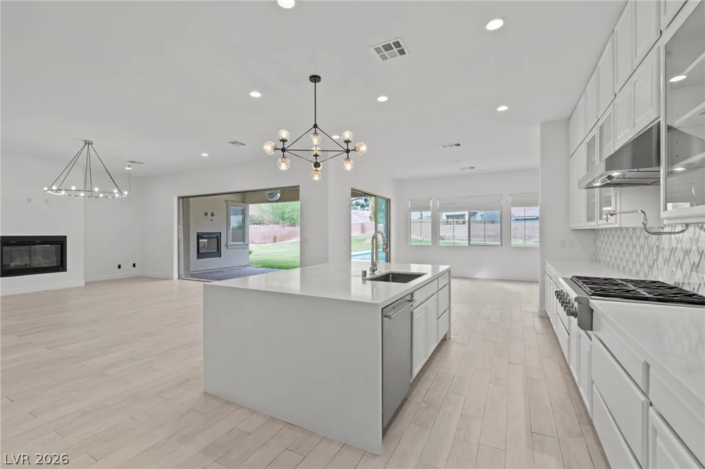 4184 San Capri, Las Vegas, NV 89141
