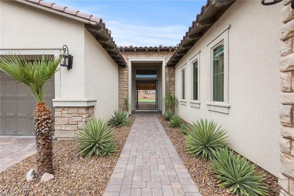 4184 San Capri, Las Vegas, NV 89141