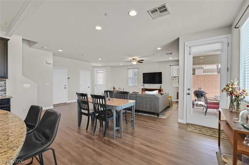 2486 Dragon Fire, Henderson, NV 89052