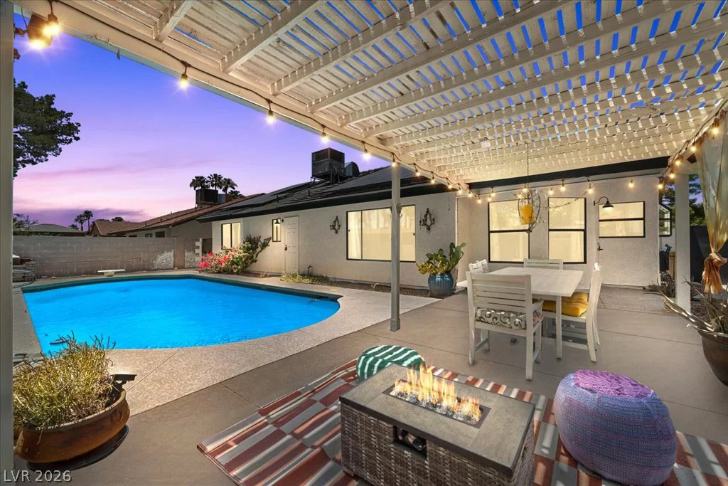 3709 Broxburn, Las Vegas, NV 89108