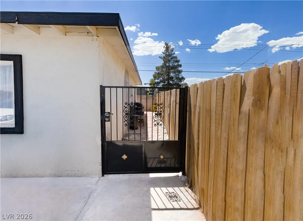 2307 Daley, North Las Vegas, NV 89030