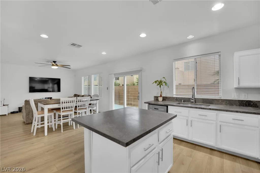 4063 Blue Wildrye, Las Vegas, NV 89122