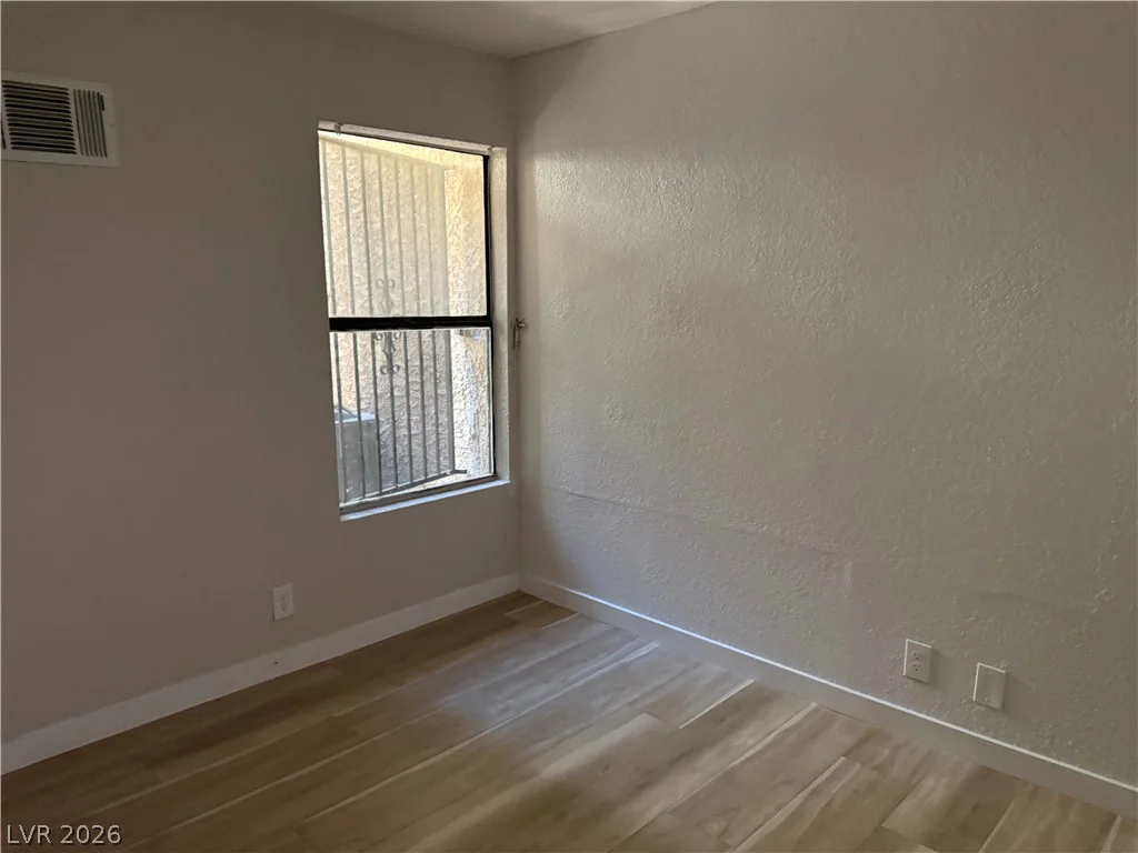 530 Elm, Las Vegas, NV 89169